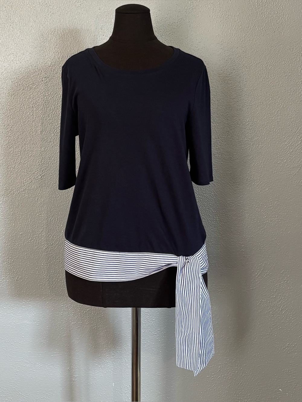 Talbots Navy Blue 3/4 Sleeve Top with Striped Wide Hip Womens Size M
